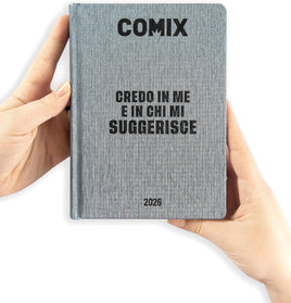 Diario 16 Mesi 2025/26 - COMIX - Giornaliero Standard Grigio