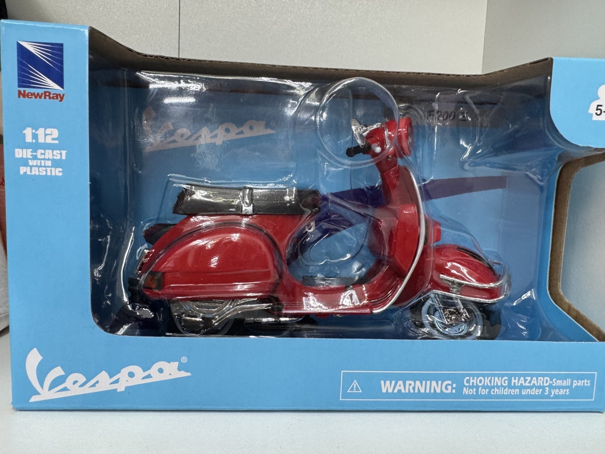 Modellino Vespa scala 1:12 NewRay colori Assortiti - Giocattoli e Bambini - Toys Store93577421231