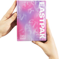 Diario Scuola Eastpak 13 Mesi 2026/2027 Medium Letterdye Pink - diario LETTERDYEPINK 2026 2027
