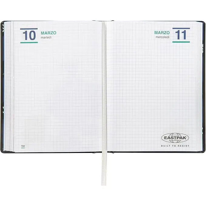 Diario ScuolaAgenda 13 Mesi 2025/26 - Eastpak - Giornaliera Nero - 8058263232449