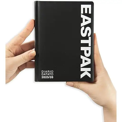 Diario ScuolaAgenda 13 Mesi 2025/26 - Eastpak - Giornaliera Nero - 8058263232449