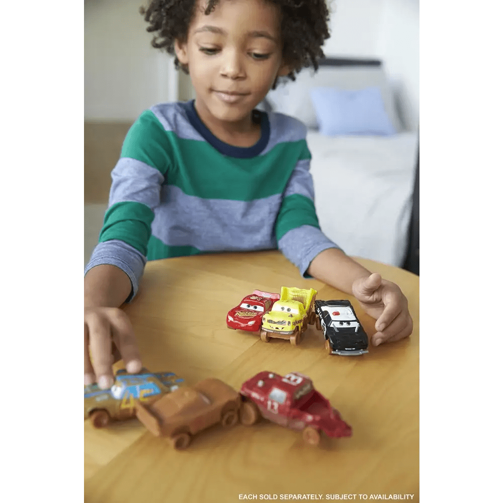 Disney Cars veicolo Crazy 8 Crashers Saetta McQueen - Giocattoli e Bambini - Toys Store0887961407075