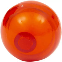 Una biglia di vetro arancione lucida e traslucida con sfumature interne per il gormiti playset vulcano con tantissimi accessori