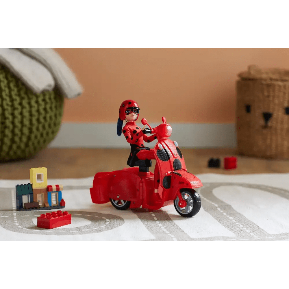 Miraculous Scooter Switch'n Go con bambola - Giocattoli e Bambini - Toys Store3701405809157
