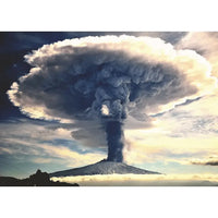 Puzzle 1000 pezzi vulcano etna nature edition con nube di cenere vulcanica e monte innevato sotto cielo parzialmente nuvoloso
