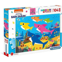 Scatola puzzle baby shark con 104 maxi pezzi e colorati squali in scena sottomarina vivace