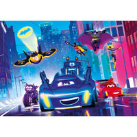Auto animata blu con fari gialli luminosi e sorriso nel puzzle batwheels 24 pezzi maxi