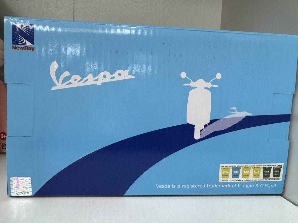 Modellino Vespa scala 1:12 NewRay colori Assortiti - Giocattoli e Bambini - Toys Store93577421231