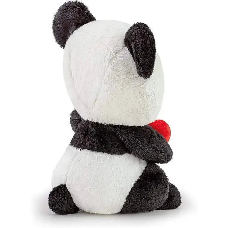Un peluche trudino panda con morbido pelliccia bianca e nera seduto mentre tiene un cuore rosso love you