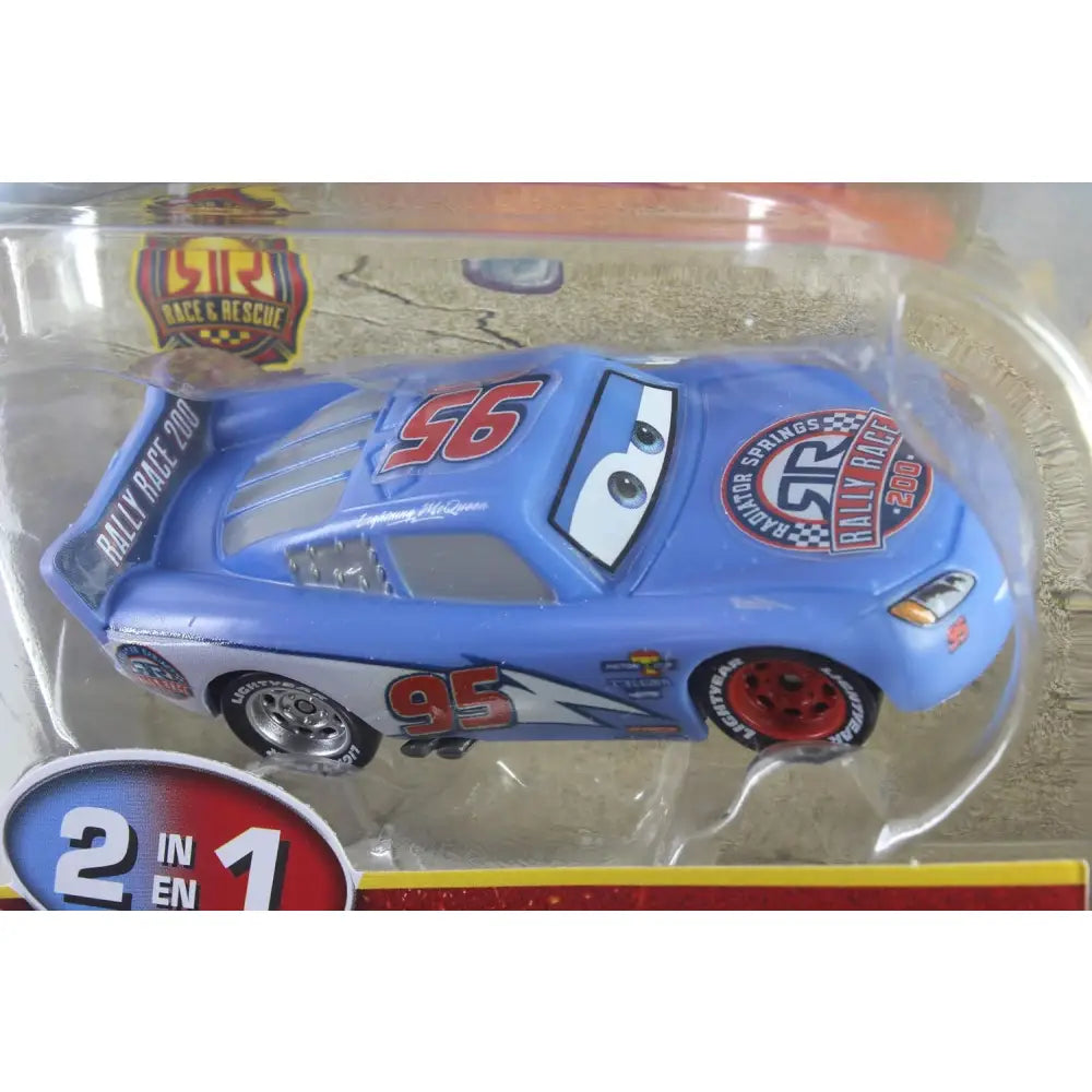 Veicolo cars lightning mcqueen cambia colore con macchinina blu e bianca con accenti rossi in blister trasparente
