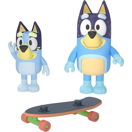 Bluey e papà Bandit con skateboard